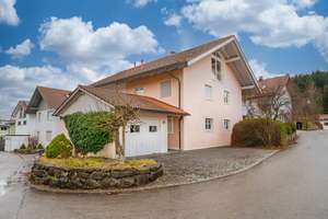 Hochwertige Doppelhaushälfte mit Studio-Highlight – Die vollständige Adresse der Immobilie erhältst du vom Anbieter., 82377 Penzberg – Vorschaubild 2
