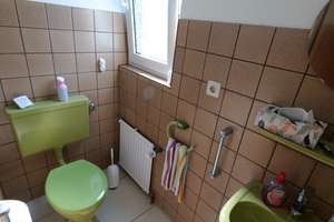 CHARMANTE DHH MIT GROSSZÜGIGEM GRUNDSTÜCK IN REMSCHEID SÜD (BÖKERHÖHE) – Die vollständige Adresse der Immobilie erhältst du vom Anbieter., 42859 Bökerhöhe, Remscheid – Vorschaubild 16