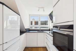 Willkommen in Ihrem Penthouse mit Dachterrasse in ruhiger Waldrandlage – Die vollständige Adresse der Immobilie erhältst du vom Anbieter., 81827 Waldtrudering, München – Vorschaubild 5