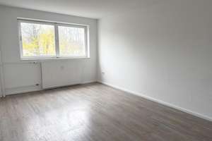 Selbstnutzer aufgepasst - Helle Leerwohnung nahe Olympiastadium – Angerburger Allee 19, 14055 Westend, Berlin – Vorschaubild 2