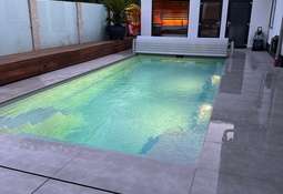 Pool & Sauna