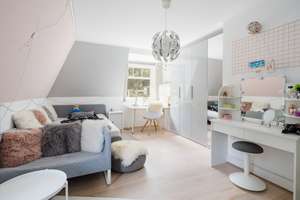 Stilvolles Einfamilienhaus mit großzügigem Garten im beliebten Hamburg-Sasel – Die vollständige Adresse der Immobilie erhältst du vom Anbieter., 22393 Sasel, Hamburg – Vorschaubild 16