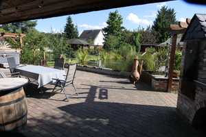 Wohnhaus-Bungalow auf 2400 m² Grundstück mit Schwimmteich und Nebengelass – Kiefernweg 6, 14797 Potsdam-Mittelmark (Kreis) – Vorschaubild 3