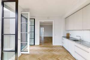 Ruhige Eigentumswohnung mit ca. 113 QM (Provisionsfrei) – Emser Straße 37b, 10719 Wilmersdorf, Berlin – Vorschaubild 7