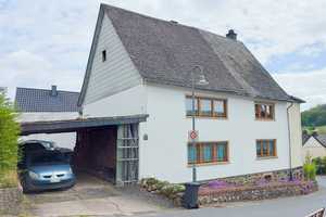 Großzügiges, historisches Einfamilienhaus ohne Denkmalschutz mit Nebengebäuden und Garten sucht Sie! – Limburg-Weilburg (Kreis) – Vorschaubild 2