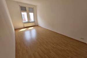 Renovierte und helle 2- Zi.-Altbauwhg. in bester Nodendlage – Die vollständige Adresse der Immobilie erhältst du vom Anbieter., 60318 Nordend-West, Frankfurt am Main – Vorschaubild 2
