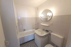 Großzügige, helle 3 Zimmer Wohnung mit Balkon, Aufzug und Stellplatz – Die vollständige Adresse der Immobilie erhältst du vom Anbieter., 30179 Vahrenheide, Hannover – Vorschaubild 9