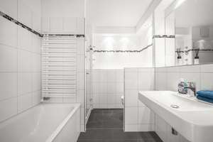 3-Zimmer-Wohnung im Herzen
von Wellingsbüttel – Die vollständige Adresse der Immobilie erhältst du vom Anbieter., 22391 Wellingsbüttel, Hamburg – Vorschaubild 19