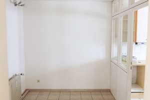 Großzügige 4,5-Zi-Whg im EG | 92 m² | 2 Balkone | Garage + Gemeinschaftsgarten - modernisiert