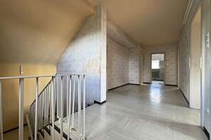 Großzügiges Zuhause. 8 Zimmer. 223 m².
Garten, Garage und 2 Stellplätze. Viel
Platz für Ihre Ideen – Die vollständige Adresse der Immobilie erhältst du vom Anbieter., 78244 Gottmadingen – Vorschaubild 24