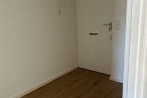 Renovierte 1-Zimmer-Altbauwohnung in Obergiesing mit großem Balkon + Garage – 81549 Balanstraße-West, München – Vorschaubild 6