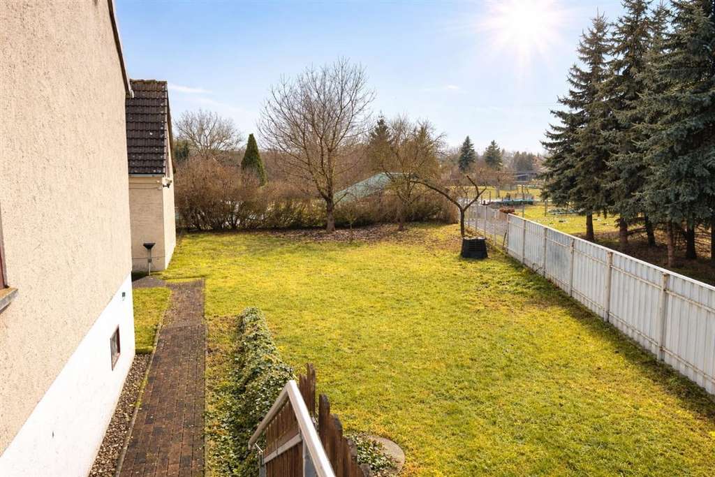 Immobilie in Reinsdorf - DHH mit Keller und Brunnen in idyllischer, dörflicher Lage mit guter Verkehrsanbindung - Bild 4