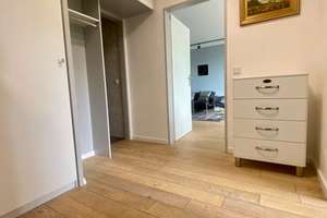 Oberkassel! Hochwertig möblierte 2-Zimmer-Wohnung mit 2 Balkonen, Einbauküche u. Garage – Hartwichstraße 5, 40547 Niederkassel, Düsseldorf – Vorschaubild 12