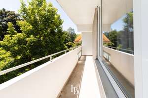 Modern wohnen in München: Renovierte 3-Zimmer-Wohnung mit Balkon, Küche & Aufzug – Die vollständige Adresse der Immobilie erhältst du vom Anbieter., 81927 Englschalking, München – Vorschaubild 2