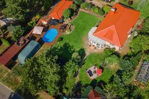 Traumhaftes Einfamilienhaus mit großzügigem Grundstück und Pool – Barnim (Kreis) – Vorschaubild 18