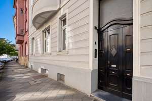 Leben Sie den Düsseldorfer Traum am Rhein – Die vollständige Adresse der Immobilie erhältst du vom Anbieter., 40545 Oberkassel, Düsseldorf – Vorschaubild 2