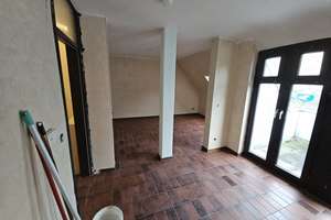 Günstig:  Wohnung drei Zimmer,Kü.,Die., Bad 1. Etage modernes Architektenhaus Beste Wohnlage – Die vollständige Adresse der Immobilie erhältst du vom Anbieter., 41179 Gladbach, Mönchengladbach – Vorschaubild 10