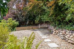 
"…Neßsand voraus!"
Villa zur Modernisierung in ruhiger Elblage von Hamburg - Blankenese
 – Die vollständige Adresse der Immobilie erhältst du vom Anbieter., 22587 Blankenese, Hamburg – Vorschaubild 9