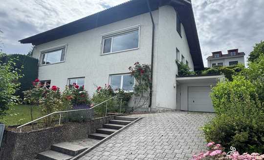 Großzügiges Einfamilienhaus in Grünwettersbach, Hanglage, von privat