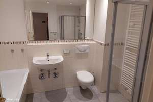 EG-3R-Whg Gäste-WC Wanne Dusche Stellplatz Balkon! – Corinthstraße 5, 1219 Leubnitz-Neuostra, Dresden – Vorschaubild 14