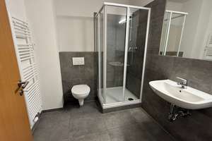 2. OG / Laminat /  Wanne+Dusche+Fenster /  zwei Balkon u.v.m. – Jahnstraße 57, 9126 Lutherviertel, Chemnitz – Vorschaubild 17