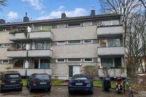 Eigentumswohnung mit Balkon und viel Potenzial in grüner Wohnlage