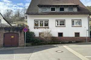 Vermietet, gepflegt, naturnah! Harmonisches Zweifamilienhaus in bester Lage. – Bad Dürkheim (Kreis) – Vorschaubild 1