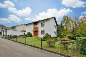 Der wichtigste Ort der Welt - Ihr neues Zuhause – Baden-Baden – Vorschaubild 1