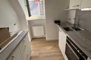 Neu sanierte 2-Zimmer-Wohnung in Köln  – Köln – Vorschaubild 1