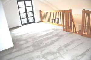 Mitten im Grünen - Außergewöhnliche DG-Wohnung mit neuer Küche, Einbauschränken, Galerie und Garten – Westpreußenstraße 38, 81927 Englschalking, München – Vorschaubild 8