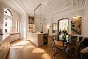 HERRSCHAFTLICHE 6 ZI. - STUCKWOHNUNG - im Gründerzeitdenkmal aus 1891 - Architektur Rudolf Schröder