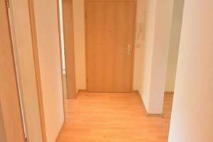 Dachgeschoss in ruhiger, zentraler, Citylage – 65185 Mitte, Wiesbaden – Vorschaubild 3