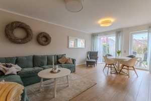 Renoviertes Reihenendhaus in Bestlage! – Friesland (Kreis) – Vorschaubild 3