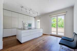 Elegantes Wohnen in einer der exklusivsten Wohnanlagen der Stadt – Potsdam – Vorschaubild 11
