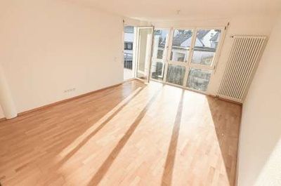 2-Zimmer-Wohnung mit Loggia in Kirchzarten – moderne Ausstattung