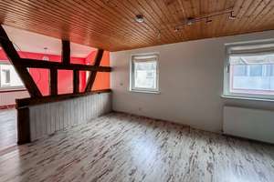 Viel Raum für Familie, Selbstständigkeit oder kreative Wohnideen - großes Wohnhaus mit Scheune – Die vollständige Adresse der Immobilie erhältst du vom Anbieter., 91452 Wilhermsdorf – Vorschaubild 2