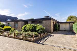Charmanter Winkelbungalow mit großem Garten in Greven – Die vollständige Adresse der Immobilie erhältst du vom Anbieter., 48268 Greven – Vorschaubild 2