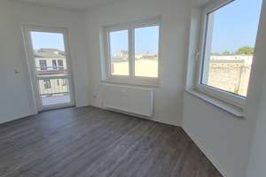 Wohnen mit Aussicht | Dachgeschoss | Balkon | Stadtfeld Ost – Liebknechtstr. 32, 39108 Stadtfeld Ost, Magdeburg – Vorschaubild 2