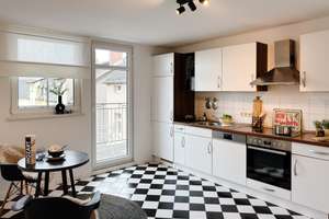 Altbau: großzügige 4-5 Zimmer Wohnung mit Balkon und viel Platz auf 115m², Provisionsfrei f. Käufer – 65929 Unterliederbach, Frankfurt am Main – Vorschaubild 2