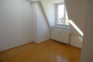 Bezugsfreie 2-Zimmer DG-Wohnung in *Top-Lage* in Potsdam-Babelsberg – Die vollständige Adresse der Immobilie erhältst du vom Anbieter., 14482 Babelsberg Süd, Potsdam – Vorschaubild 9