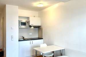  1-Zimmer Studenten-Apartment in Zentraler Lage mit großem Balkon und Ausblick – Heideloffstraße 26, 90478 Glockenhof, Nürnberg – Vorschaubild 2