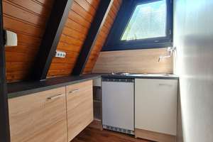 Günstig ins Eigenheim!
Kleines Chalet zum top Preis. Billiger als Miete. Tolle Lage und gut saniert – Die vollständige Adresse der Immobilie erhältst du vom Anbieter., 94078 Freyung – Vorschaubild 23