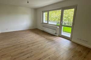 schön sanierter Wohnkomfort im 3. OG mit Balkon und 73,28 m² Wohnfläche in Essen-Fischweiher – Fischweiher 20-32, 45307 Kray, Essen – Vorschaubild 3