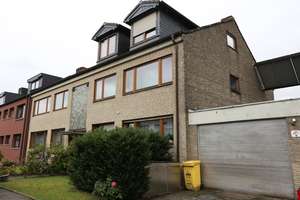 SOUTTERRAINWOHNUNG: SANIERTES BAD, BALKON MIT GARTENBLICK, EINBAUKÜCHE – Butzbacher Weg 10, 40229 Eller, Düsseldorf – Vorschaubild 10