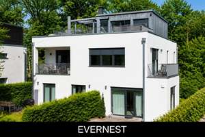 Timeless architecture in Nauener Vorstadt – modern three-family home near Jungfernsee