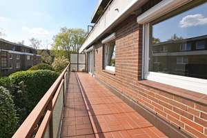 Familienfreundliche 4-Zi-Wohnung in ruhiger Sackgasse mit Südbalkon & Tiefgaragenstellplatz