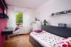 Wohnen mit Raum & Ruhe: Erweitertes Einfamilienhaus mit Garage und Gartenanlage – Die vollständige Adresse der Immobilie erhältst du vom Anbieter., 26725 Widdelswehr/Jarßum, Emden – Vorschaubild 4