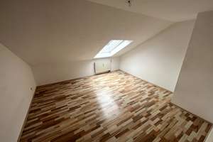 Moderne, helle Dachgeschosswohnung in ruhiger Seitenstraße von Duisburg-Röttgersbach – Bilsestr. 23, 47169 Röttgersbach, Duisburg – Vorschaubild 15