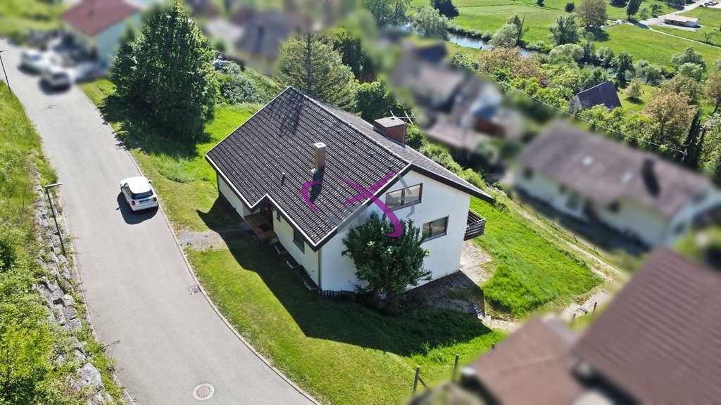 Immobilie in Rottenburg am Neckar - In ruhiger Lage – Einfamilienhaus mit ELW und Grundstück, perfekt für Eigennutzer & Vermietung - Bild 1