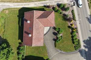 Flexibles Wohnkonzept: Großzügiges Wohnhaus mit Arbeitsbereich und Garten in 78586 Deilingen – Die vollständige Adresse der Immobilie erhältst du vom Anbieter., 78586 Deilingen – Vorschaubild 8